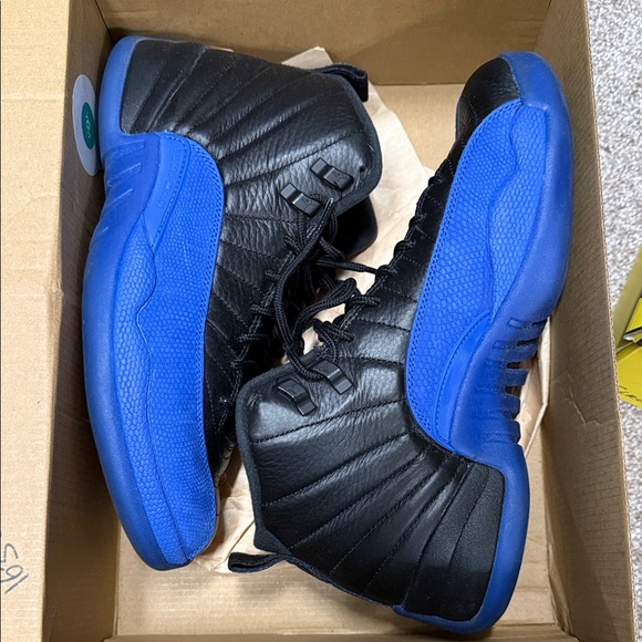 black and royal blue retro 12